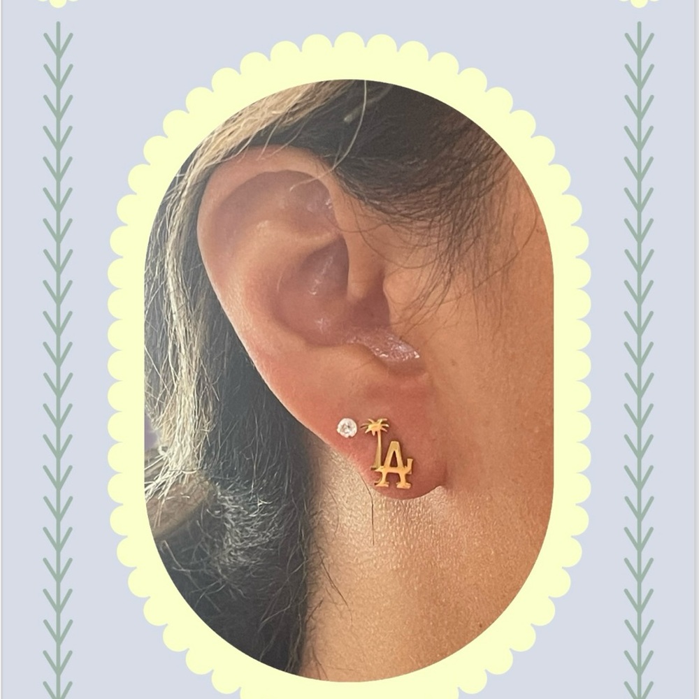 COPY - Los Angeles Dodger Palm Tree Stud Earrings